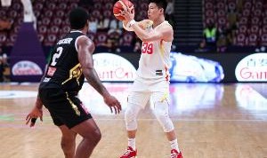 雷蒙：只要中国男篮需要我上场 自己上去就是拼刺刀