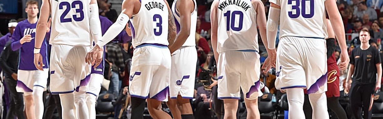 偶尔也能打出一些东西，爵士锋线新星看起来也是在稳步提升之中？