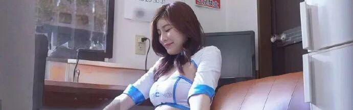 kaiyun-神仙木有她美丽，黑丝哪有白衬衫性感