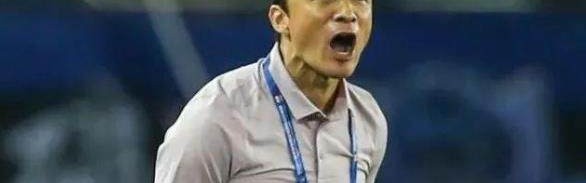 开云App-谢晖：越位球可能就差半个身位 希望可以带队保级