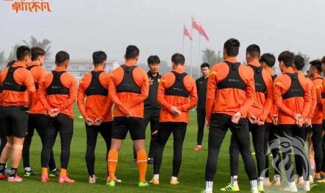 kaiyun-李霄鹏“金句”动员：希望武汉队不在球场上“谦虚”
